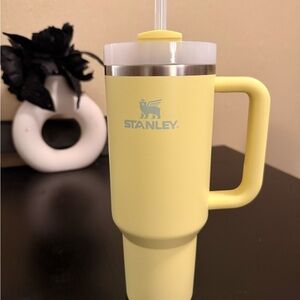 Stanley Pomelo 40 oz Quencher